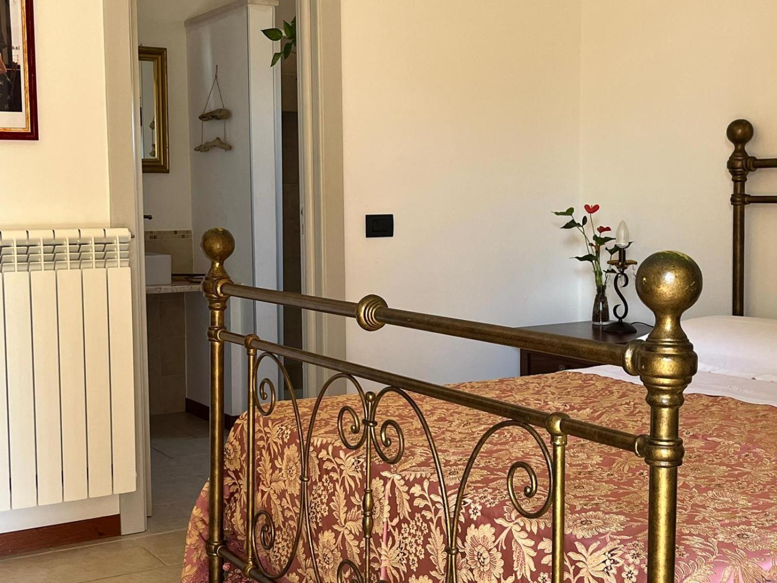 Terra Cesarea Bed & Breakfast